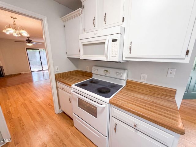 6420 English Oaks Drive, Raleigh, NC 27615