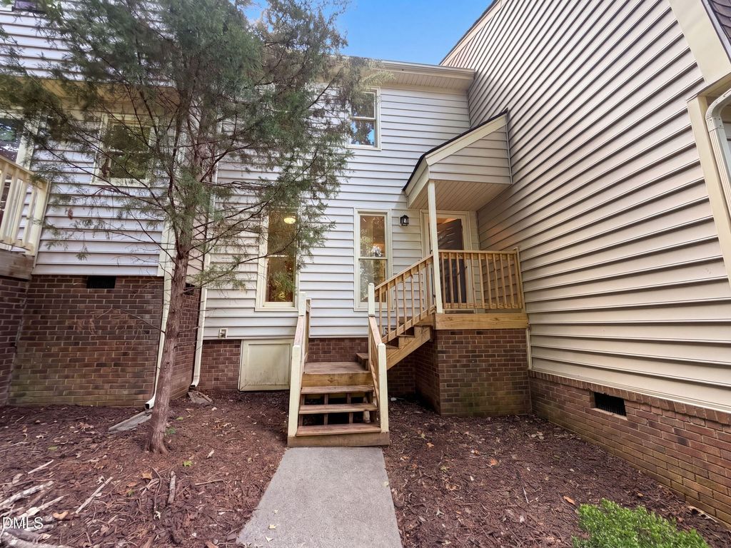 6420 English Oaks Drive, Raleigh, NC 27615