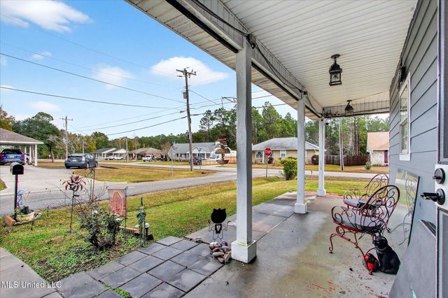 1435 Margie Street, Waveland, MS 39576