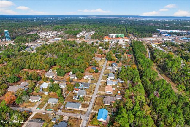 1435 Margie Street, Waveland, MS 39576