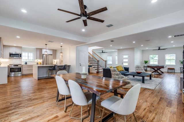 1000 Cameron Avenue, Dallas, TX 75223