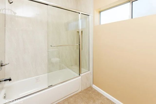 3240 Montrose Avenue, La Crescenta, CA 91214