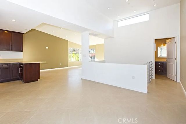 3240 Montrose Avenue, La Crescenta, CA 91214