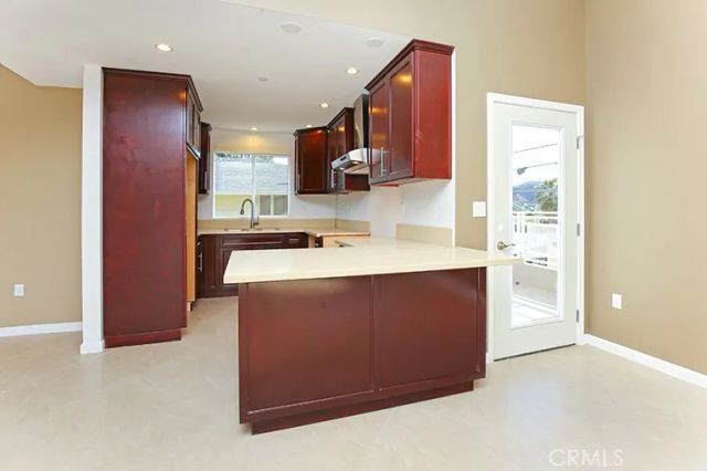 3240 Montrose Avenue, La Crescenta, CA 91214