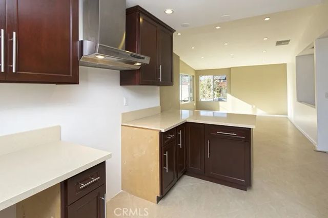 3240 Montrose Avenue, La Crescenta, CA 91214