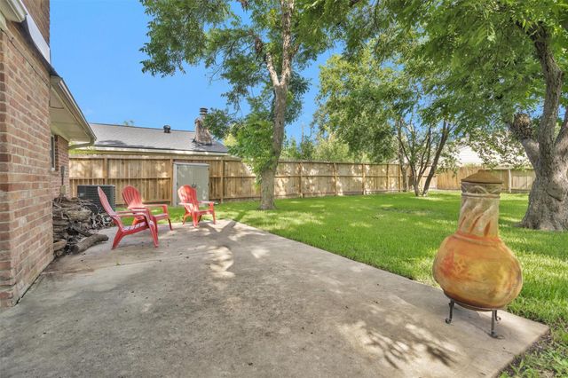 12415 Rincon Drive, Houston, TX 77077