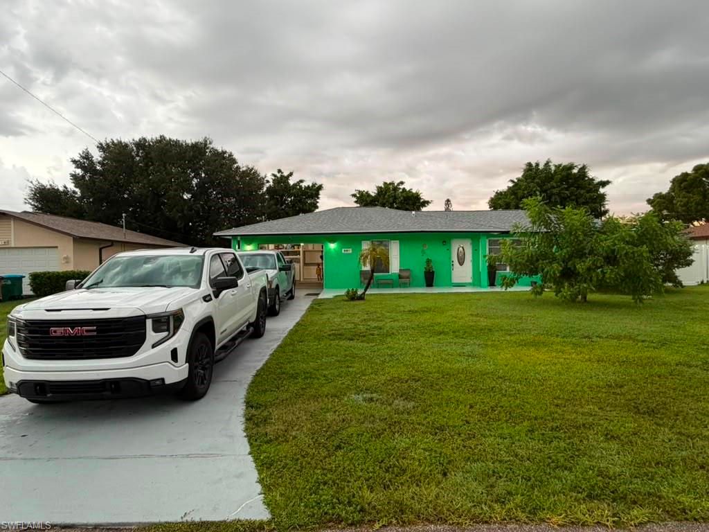 Image 1 of property listing at 40 NE 10th AVE, Cape Coral, FL 33909