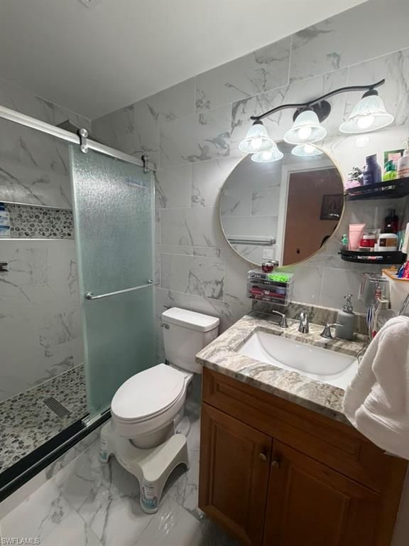 Image 19 of property listing at 40 NE 10th AVE, Cape Coral, FL 33909