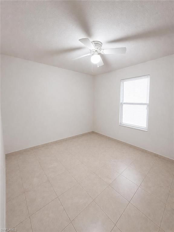 Image 30 of property listing at 40 NE 10th AVE, Cape Coral, FL 33909