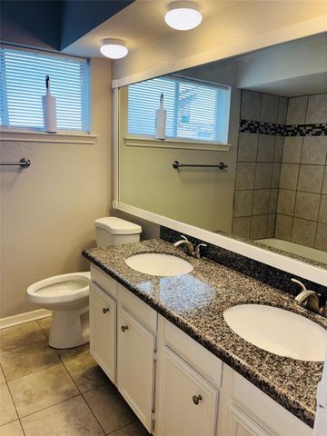 25302 Thistlewaite Lane, Spring, TX 77373