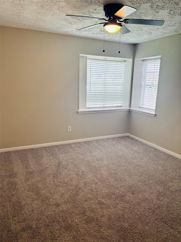 25302 Thistlewaite Lane, Spring, TX 77373