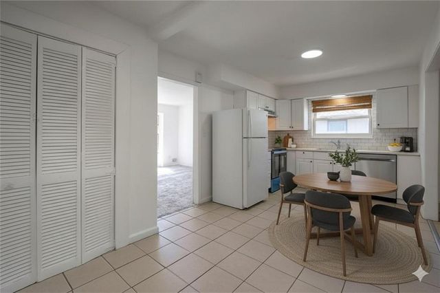 7908 E 119th Terrace, Grandview, MO 64030