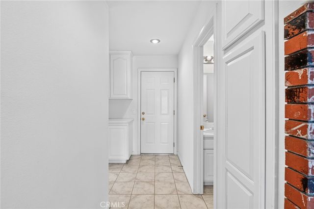 30579 Seahorse Circle, Canyon Lake, CA 92587