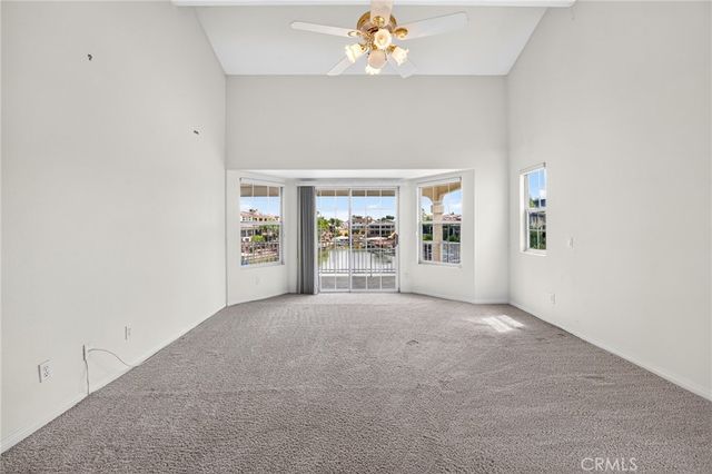 30579 Seahorse Circle, Canyon Lake, CA 92587