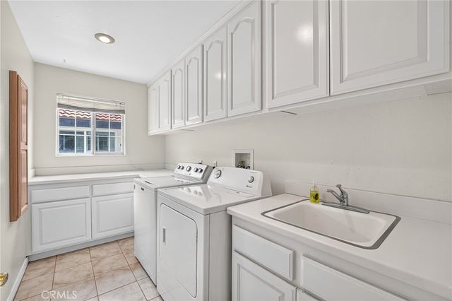 30579 Seahorse Circle, Canyon Lake, CA 92587
