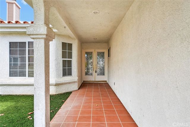 30579 Seahorse Circle, Canyon Lake, CA 92587
