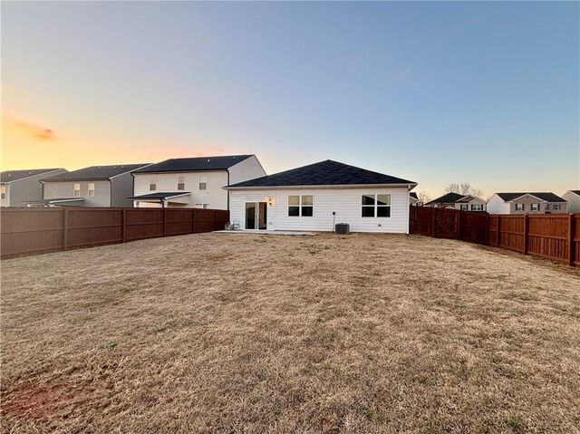 2237 Pelham Pass, Dacula, GA 30019