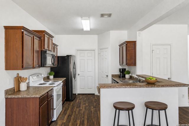 3931 SOUTHERN BLF, San Antonio, TX 78222