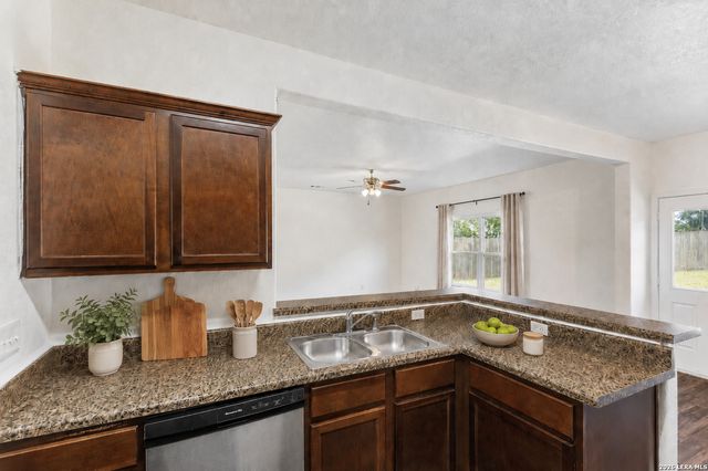 3931 SOUTHERN BLF, San Antonio, TX 78222