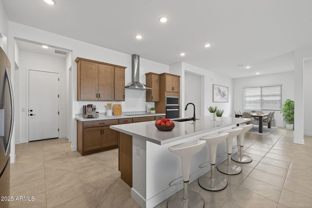 346 W Flax Drive, San Tan Valley, AZ 85140