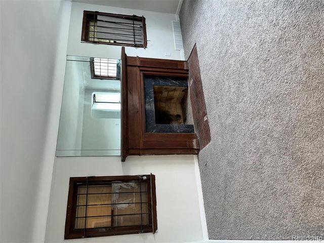 247 W Brentwood Street, Detroit, MI 48203