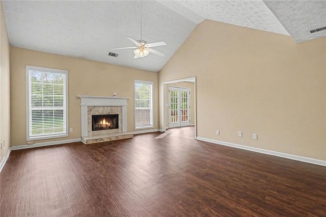 4615 Wheeler Creek Drive, Hoschton, GA 30548