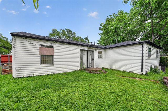 7960 Olusta Drive, Dallas, TX 75217