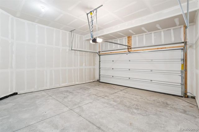 1462 Superior Drive, Milford, MI 48381