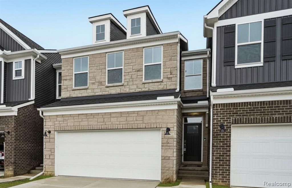 1462 Superior Drive, Milford, MI 48381