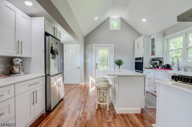 34 Leiv Eirikson Ave, Franklin Twp., NJ 08540