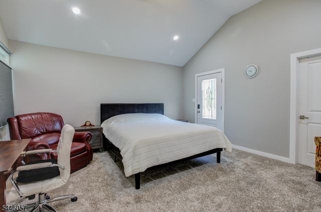 34 Leiv Eirikson Ave, Franklin Twp., NJ 08540