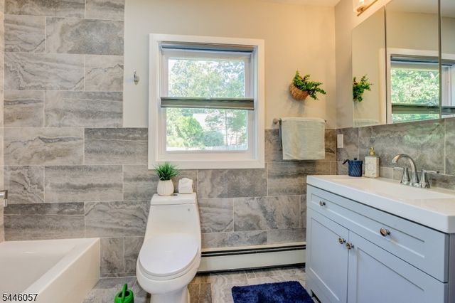 34 Leiv Eirikson Ave, Franklin Twp., NJ 08540
