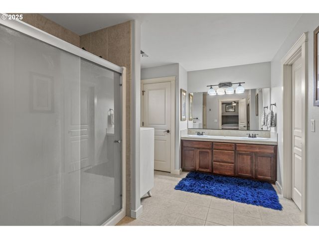 1223 ISLAND Way, North Bonneville, WA 98639