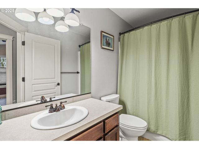 1223 ISLAND Way, North Bonneville, WA 98639