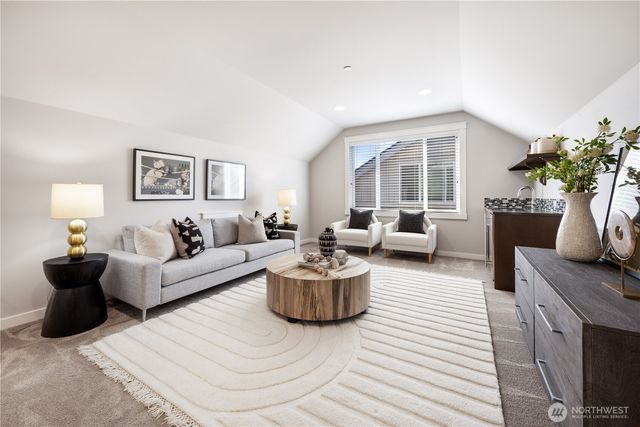 17468 NE 123rd Way, Redmond, WA 98052