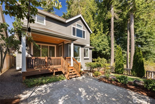 17468 NE 123rd Way, Redmond, WA 98052