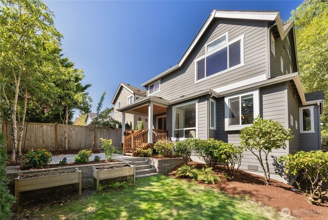 17468 NE 123rd Way, Redmond, WA 98052