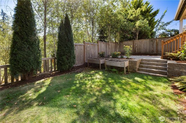 17468 NE 123rd Way, Redmond, WA 98052