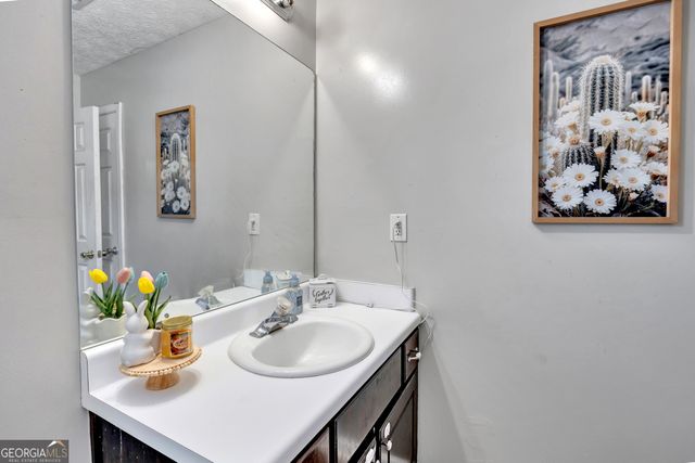 95 Hunters Trace, Covington, GA 30014