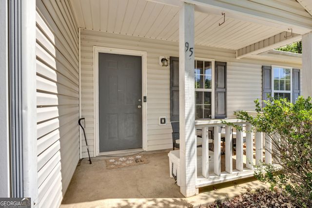 95 Hunters Trace, Covington, GA 30014