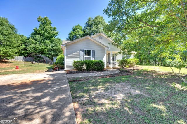 95 Hunters Trace, Covington, GA 30014