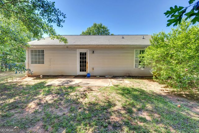 95 Hunters Trace, Covington, GA 30014