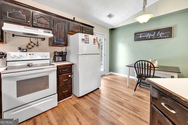 95 Hunters Trace, Covington, GA 30014