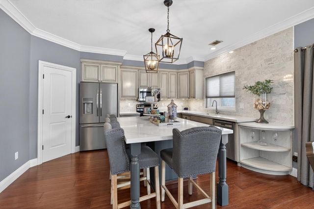 836 Sequoia Ct, Lodi, CA 95242