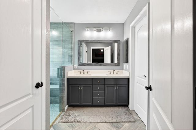 836 Sequoia Ct, Lodi, CA 95242