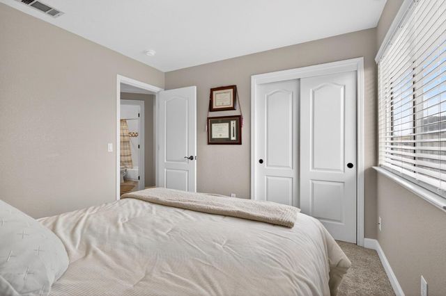 836 Sequoia Ct, Lodi, CA 95242