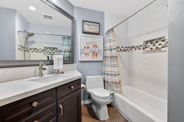 836 Sequoia Ct, Lodi, CA 95242