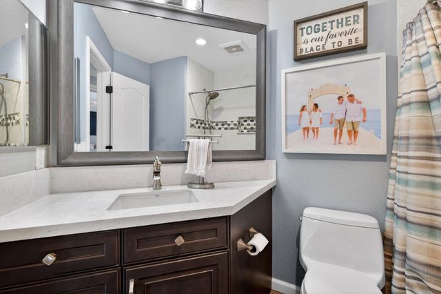 836 Sequoia Ct, Lodi, CA 95242