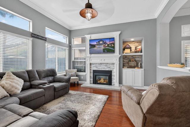 836 Sequoia Ct, Lodi, CA 95242