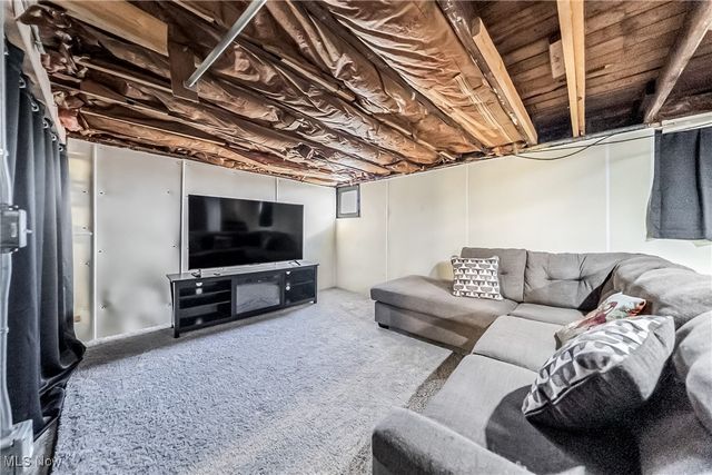 6818 Hampstead Avenue, Parma, OH 44129